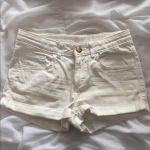 H & M kids white jean shorts